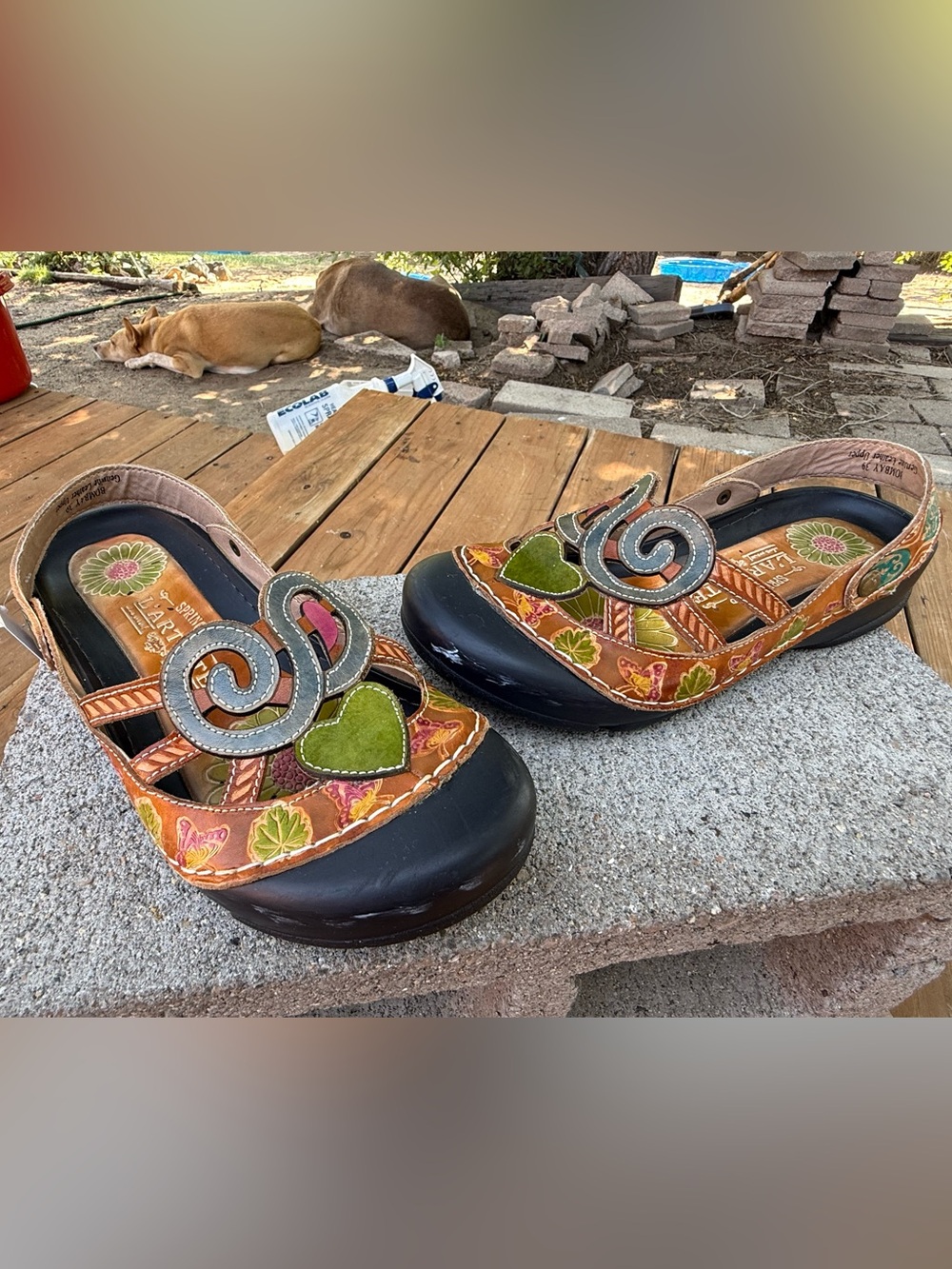L'Artiste by Spring Step Bombay slingback clogs hand-painted leather cutouts - Picture 3 of 8